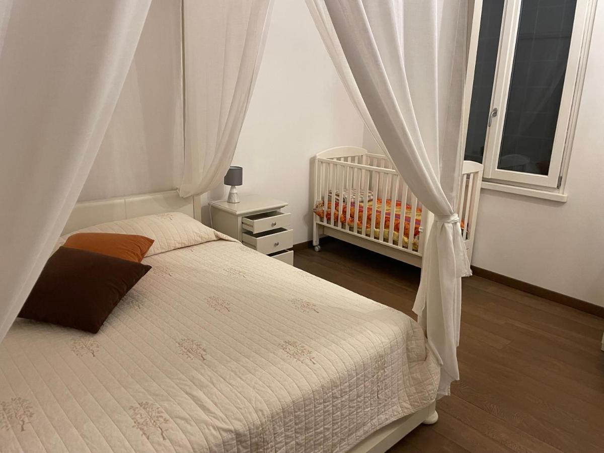 Вілла Residenza Fondo Ulivi Понті-суль-Мінчіо Екстер'єр фото